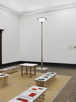 Installationsansicht „Three by Chance. Wolfgang Michael, Norbert Schwontkowski, Horst Müller“, Kunsthalle Bremen 2024, Foto: Tobias Hübel
